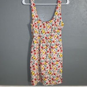 cute forever 21 floral dress with pockets